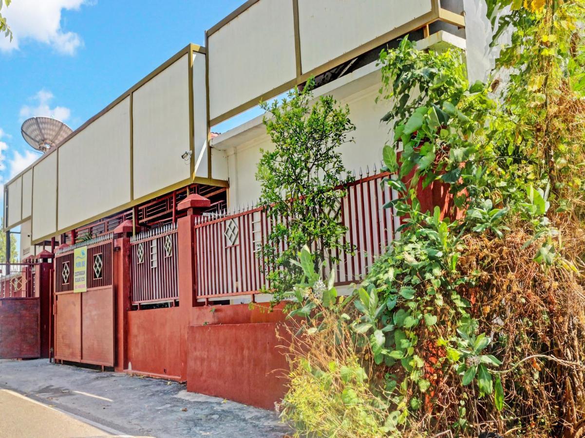 Oyo 91416 Puri 88 Homestay Kupang  Esterno foto