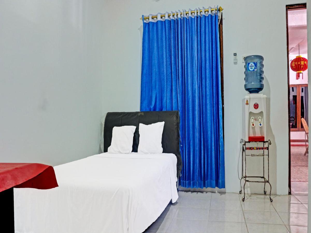 Oyo 91416 Puri 88 Homestay Kupang  Esterno foto